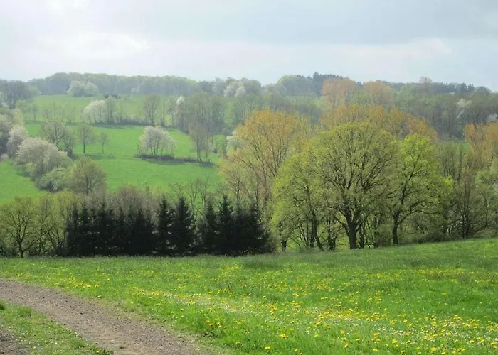 In Seelze With Swimming Pool Nyaraló *